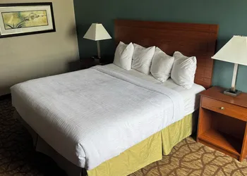 AmericInn by Wyndham Grand Rapids Airport North hotel thumbnail 6