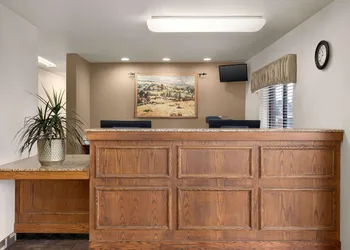 Baymont by Wyndham Buffalo hotel thumbnail 3