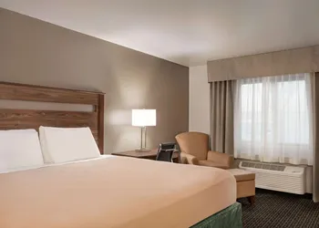 Baymont by Wyndham Buffalo hotel thumbnail 4