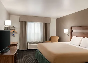 Baymont by Wyndham Buffalo hotel thumbnail 7