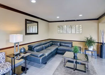 Quality Inn DFW Airport North hotel thumbnail 3