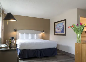 Hotel Focus SFO hotel thumbnail 7