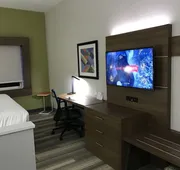 Holiday Inn Express Naples South I-75 by IHG hotel detail image 5