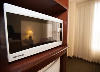 Holiday Inn Miami West - Airport Area by IHG hotel thumbnail 7