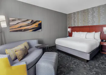 Courtyard by Marriott Pittsburgh Airport hotel thumbnail 2