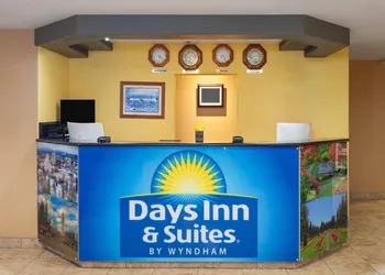 Days Inn & Suites by Wyndham Spokane Airport Airway Heights hotel thumbnail 2
