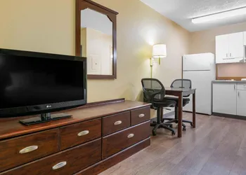 Extended Stay America Suites Cincinnati Springdale I275 hotel thumbnail 8