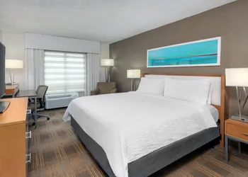 Holiday Inn Miami-Doral Area by IHG hotel thumbnail 5