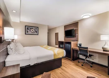 Quality Inn & Suites Augusta Fort Gordon Area hotel thumbnail 8