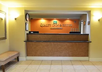 Quality Inn & Suites NRG Park - Medical Center hotel thumbnail 2