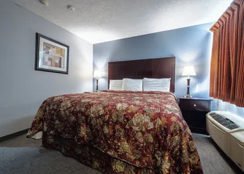 Economy Inn Auburn hotel thumbnail 5