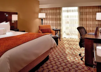 Marriott Louisville East hotel thumbnail 6