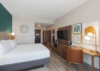 Holiday Inn Hou Energy Corridor Eldridge by IHG hotel thumbnail 5