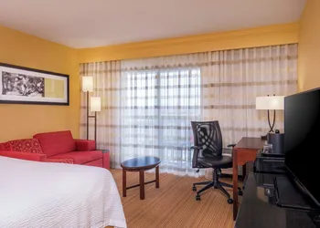 Courtyard by Marriott Hartford Manchester hotel thumbnail 7