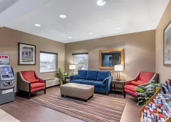 Comfort Inn & Suites Lees Summit - Kansas City hotel thumbnail 3