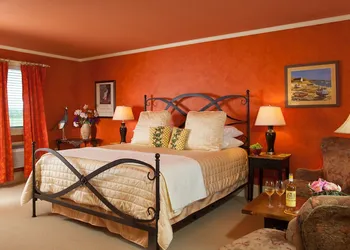 L'Auberge Provencale Inn & Restaurant hotel thumbnail 4