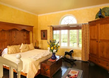 L'Auberge Provencale Inn & Restaurant hotel thumbnail 5