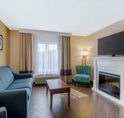 Comfort Suites Lady Lake - The Villages hotel detail image 4