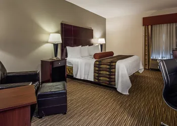 Best Western Plus O'Hare International South Hotel hotel thumbnail 5