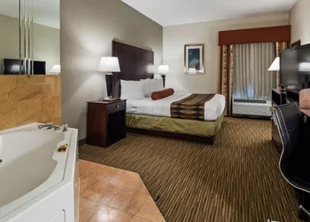 Best Western Plus O'Hare International South Hotel hotel thumbnail 7