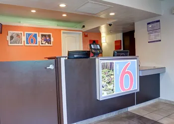 Motel 6 Springfield, OR - Eugene North hotel thumbnail 2