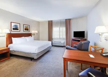 Candlewood Suites El Paso North by IHG hotel thumbnail 3