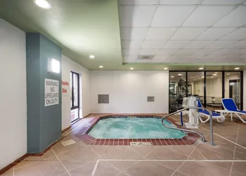 Holiday Inn Express Hotel & Suites Louisville East by IHG hotel thumbnail 6