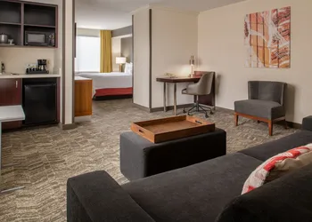 SpringHill Suites by Marriott Portland Airport hotel thumbnail 6