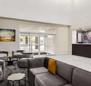 La Quinta Inn & Suites by Wyndham Mt. Laurel - Philadelphia hotel detail image 4