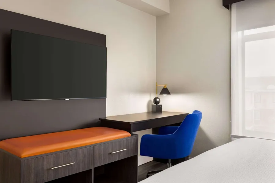 La Quinta Inn & Suites by Wyndham Mt. Laurel - Philadelphia hotel detail image 6
