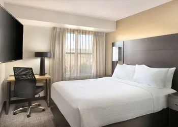 Sonesta ES Suites Raleigh Durham Airport Morrisville hotel thumbnail 6
