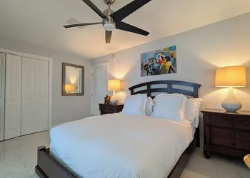 Inn On The Drive ( Adults Only) hotel thumbnail 8