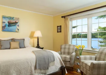 Wolf Cove Inn hotel thumbnail 7