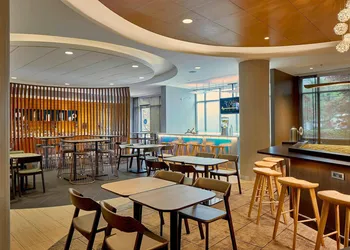 SpringHill Suites by Marriott Atlanta Airport Gateway hotel thumbnail 3