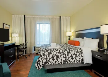 Hotel Indigo Atlanta Airport - College Park by IHG hotel thumbnail 3