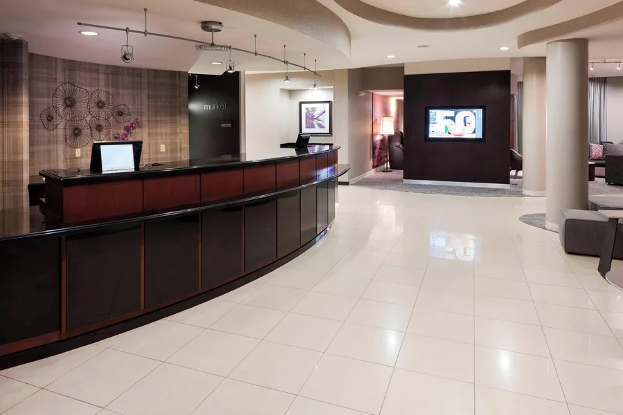 Courtyard by Marriott Miami at Dolphin Mall hotel detail image 2