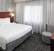 Courtyard by Marriott Miami at Dolphin Mall hotel detail image 5