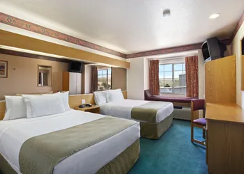 Microtel Inn & Suites by Wyndham Albuquerque West hotel thumbnail 6