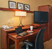 Courtyard by Marriott Indianapolis Airport hotel detail image 4