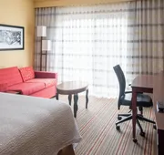 Courtyard by Marriott Indianapolis Airport hotel detail image 5