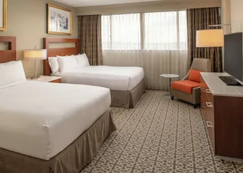 DoubleTree Suites by Hilton Seattle Airport - Southcenter hotel thumbnail 8
