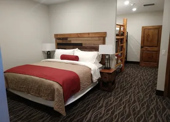 Sawtelle Mountain Resort hotel thumbnail 7