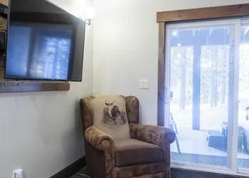 Sawtelle Mountain Resort hotel thumbnail 8
