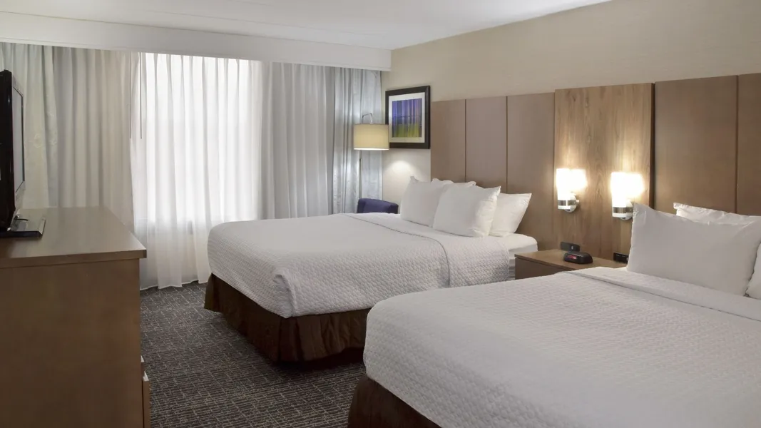 Crowne Plaza Cleveland Airport by IHG hotel detail image 6