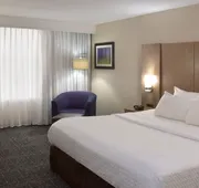 Crowne Plaza Cleveland Airport by IHG hotel detail image 7