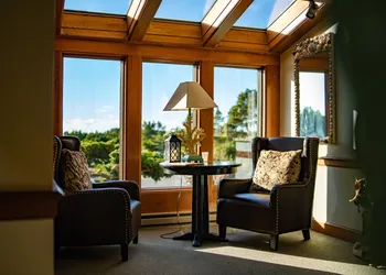 Chateau Westport Resort hotel thumbnail 5