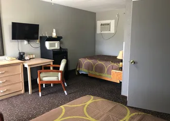 Hawkeye Motel hotel thumbnail 8