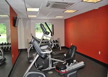 Holiday Inn Express Salem by IHG hotel thumbnail 7