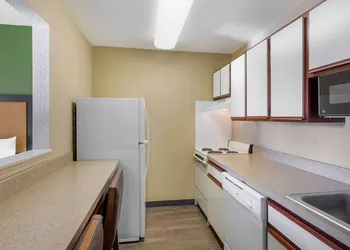 Extended Stay America Suites Cleveland Middleburg Heights hotel thumbnail 5