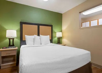 Extended Stay America Suites Cleveland Middleburg Heights hotel thumbnail 6